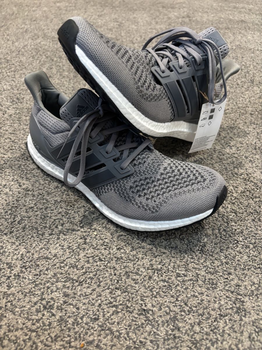 adidas UltraBoost 1.0 DNA Grey Men’s Running Shoes Size 9