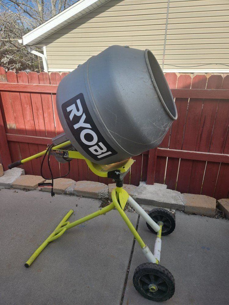 Portable cement mixer