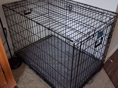 Life stages middle west dog crate