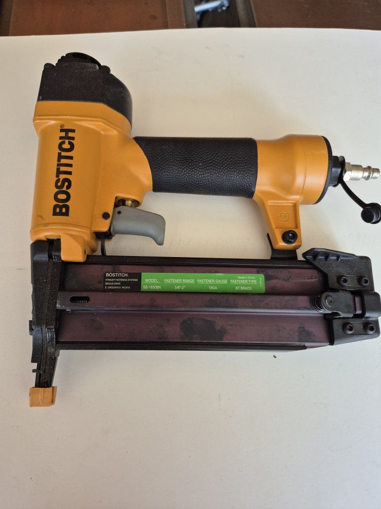 Bostitch SB-1850BN 18-Gauge Brad Nailer (5/8" to 2" Fasteners)