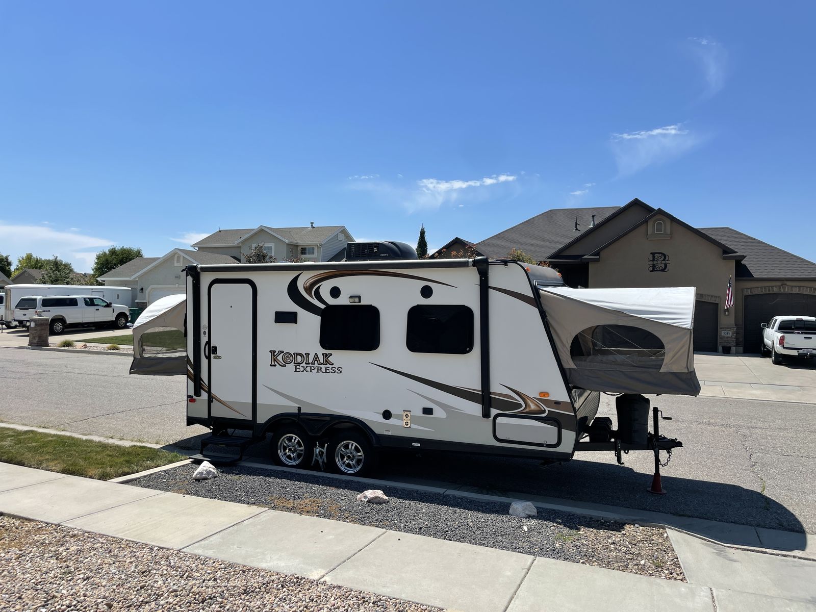 2013 Dutchmen Kodiak Express186e