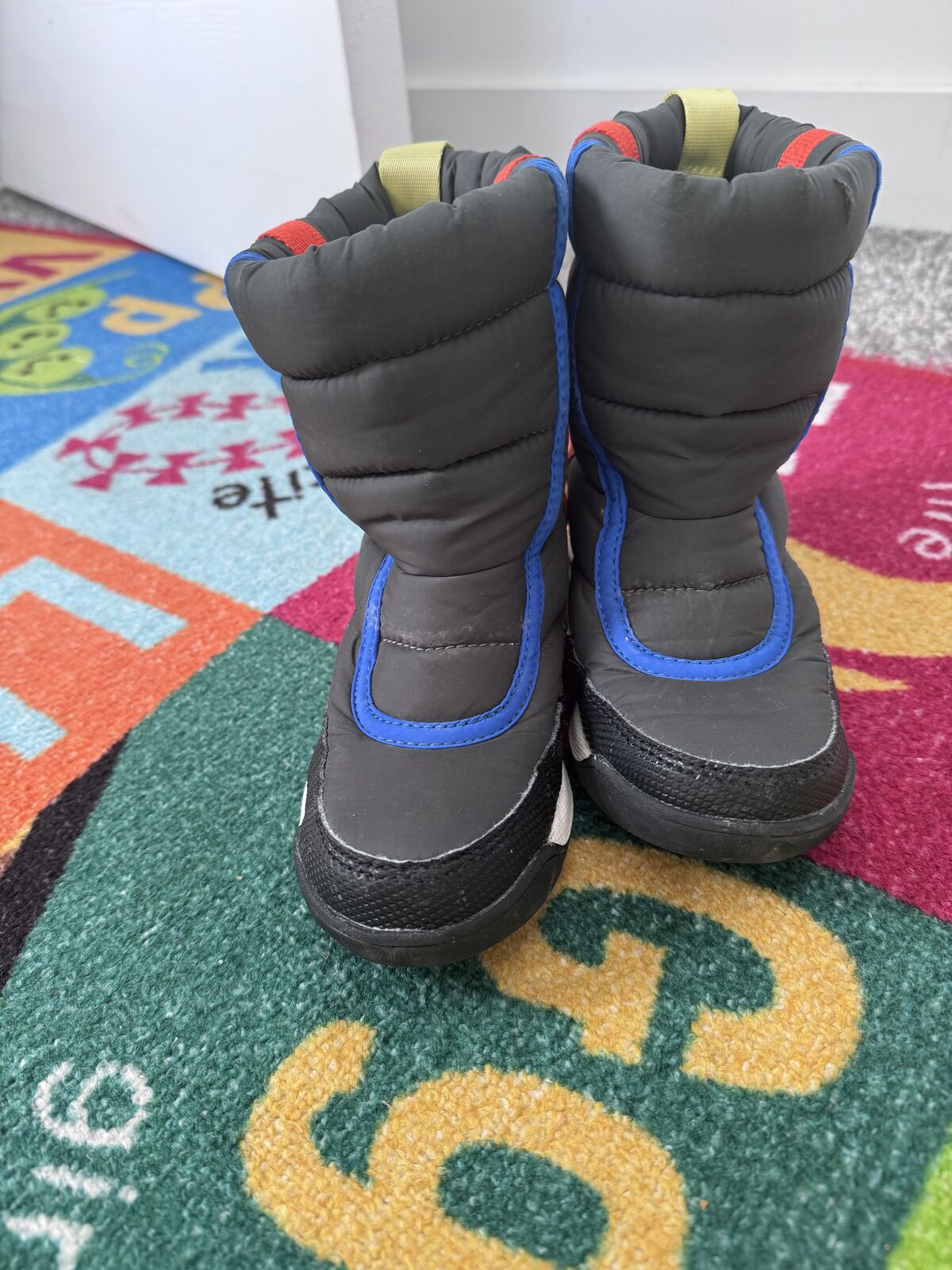 Kids Sorel snow boots