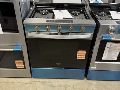 NEW WHIRLPOOL STAINLESS GAS SMART SLIDE IN RANGE