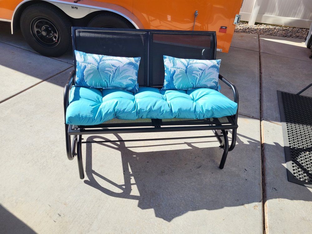 Outdoor Metal Glider Bench w/Cushions**