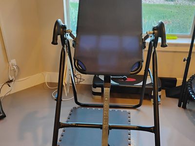 Inversion table