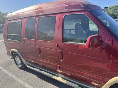 2002 Ford E-Series