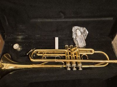 Holton Trumpet with Guarantee