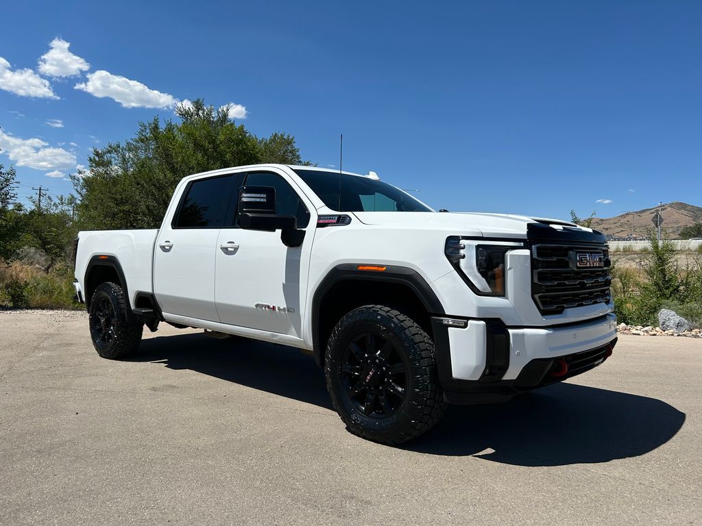 2025 GMC 2500 AT4