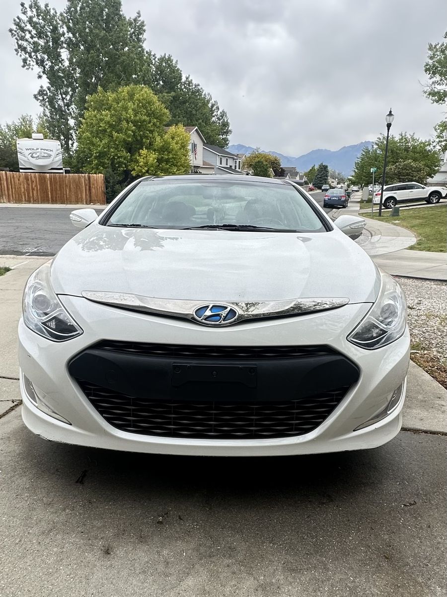 2012 Hyundai SONATA Hybrid Base