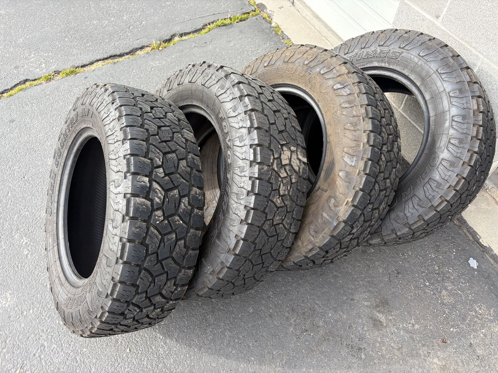 Set of 4 Used Toyo Open Country A/T III All-Terrain Tires