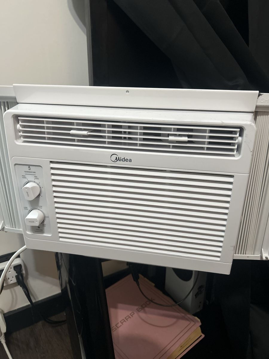 Midea Window AC Unit 