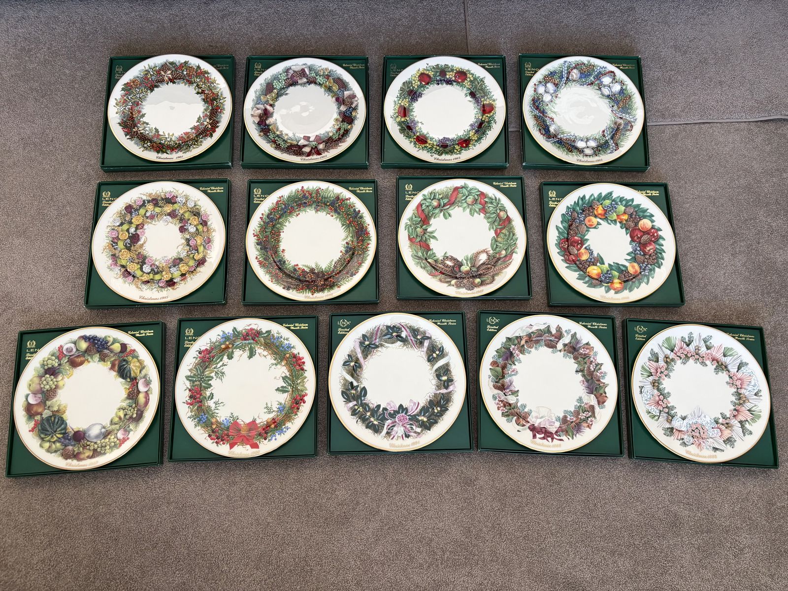 Lenox Thirteen Colony Commemorative Wreath Plates -- Set of 13