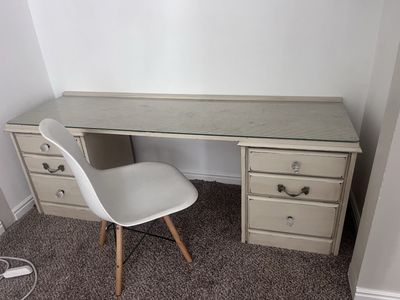Children’s desk