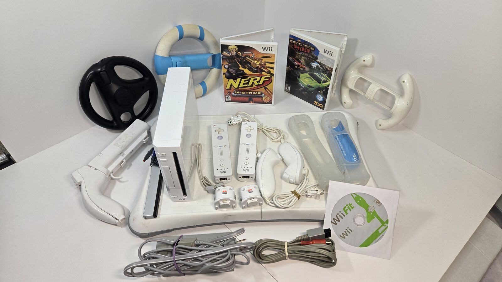 #2: NINTENDO Wii SYSTEM with Fit Balance Board & 3 Pre-installed Games; TESTED