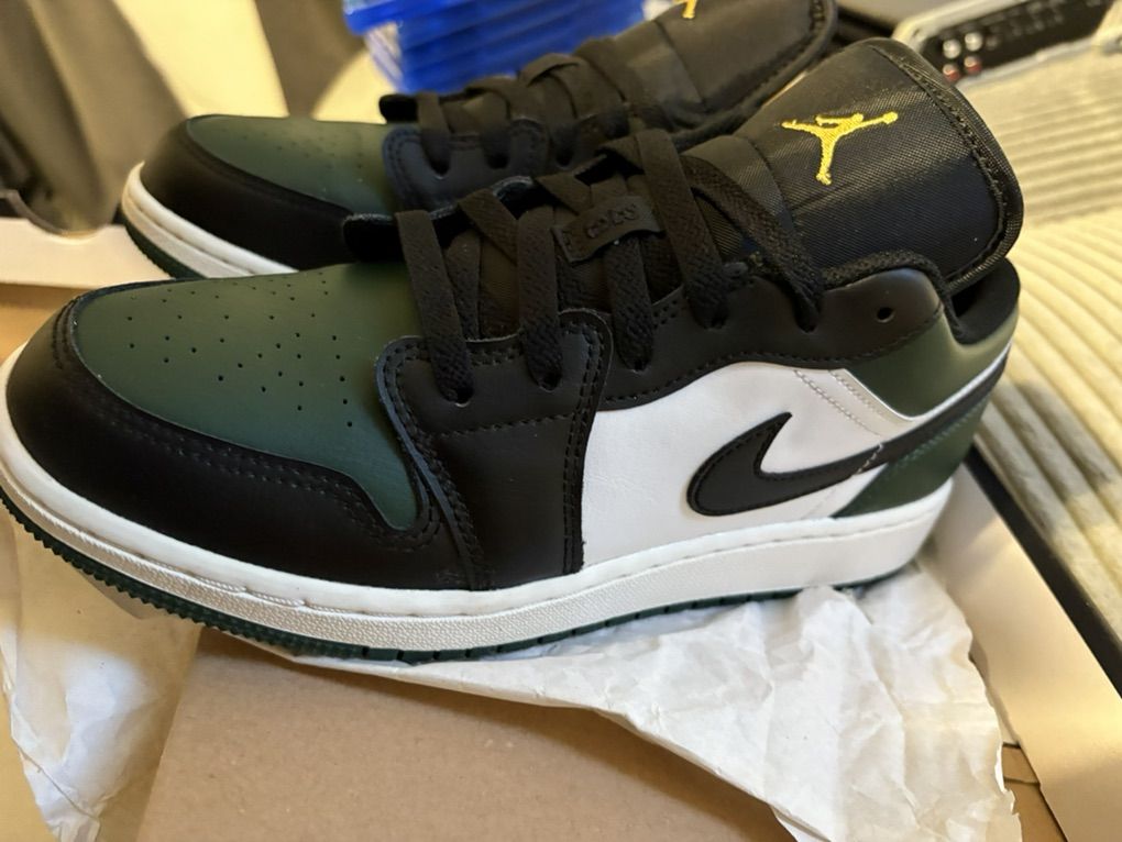 Jordans/ Boys Shoes/ girls Shoes/ Sneakers