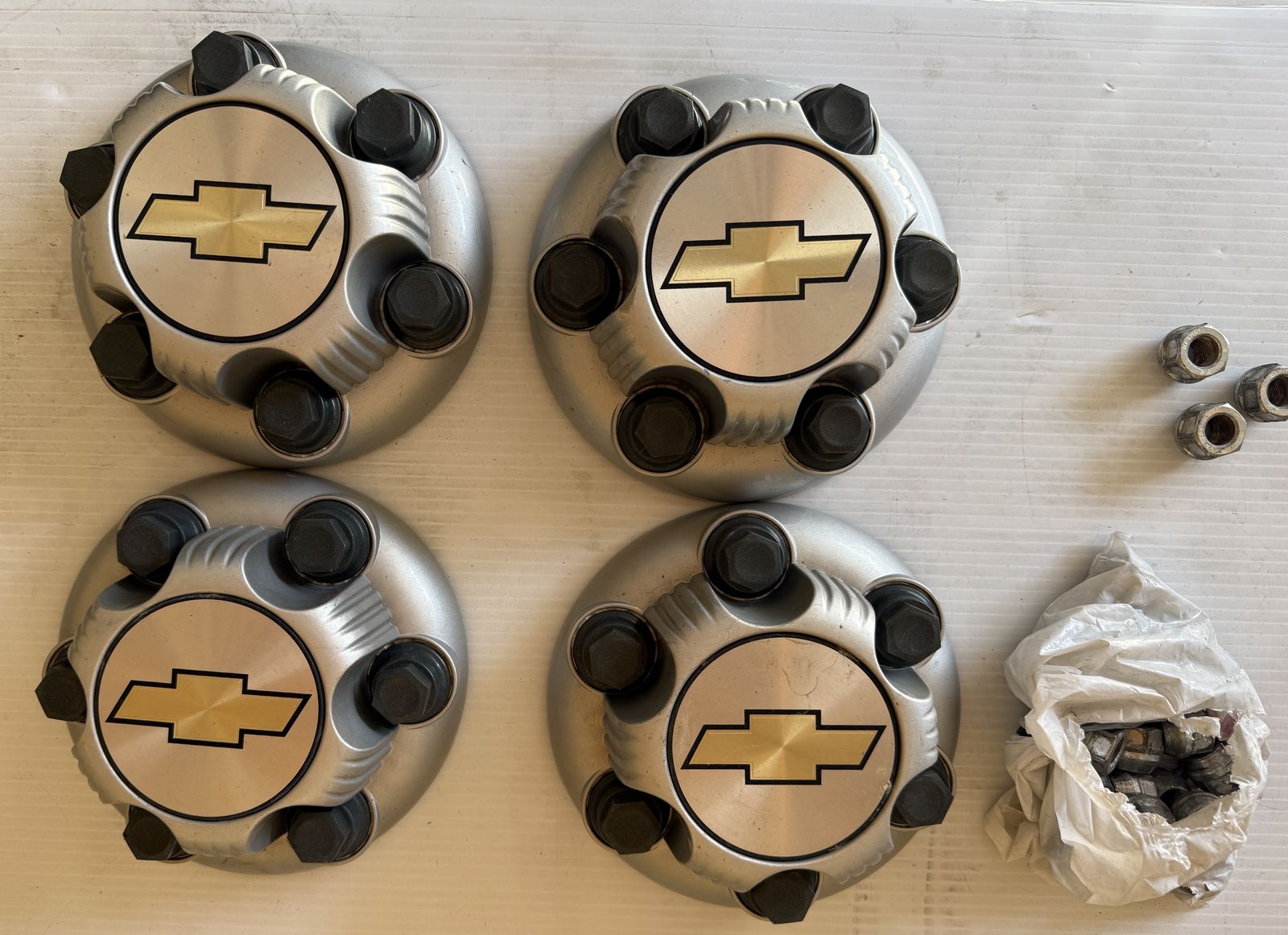 Center Caps for 6 bolt Chevy 1500 truck