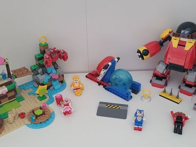 Lego Sonic sets both for