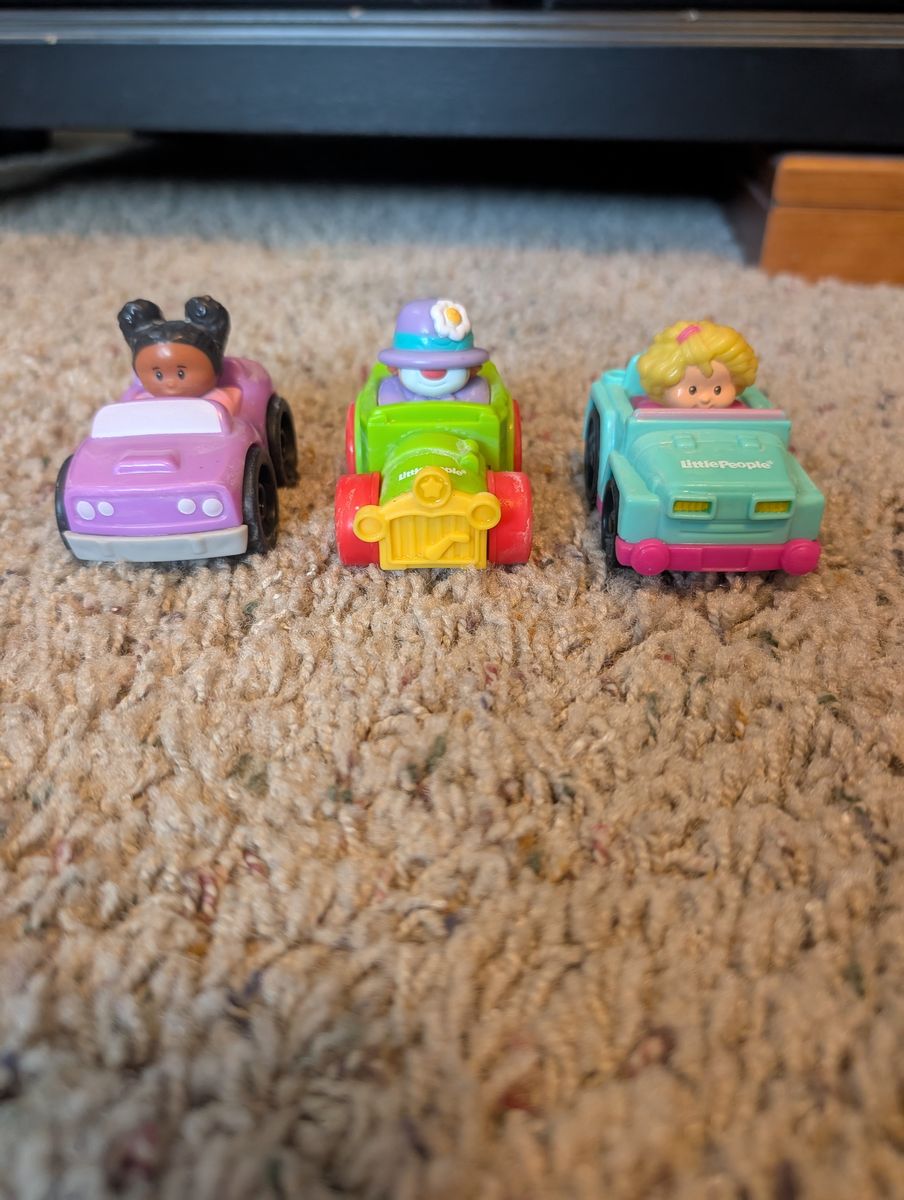 Little people cars