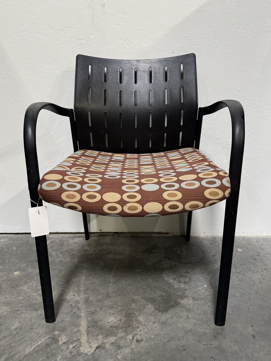 9to5 Seating Office Guest Chair