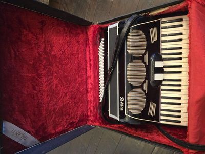 Rolette Accordian