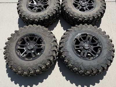 Can Am Defender HD11 Wheels & Tire