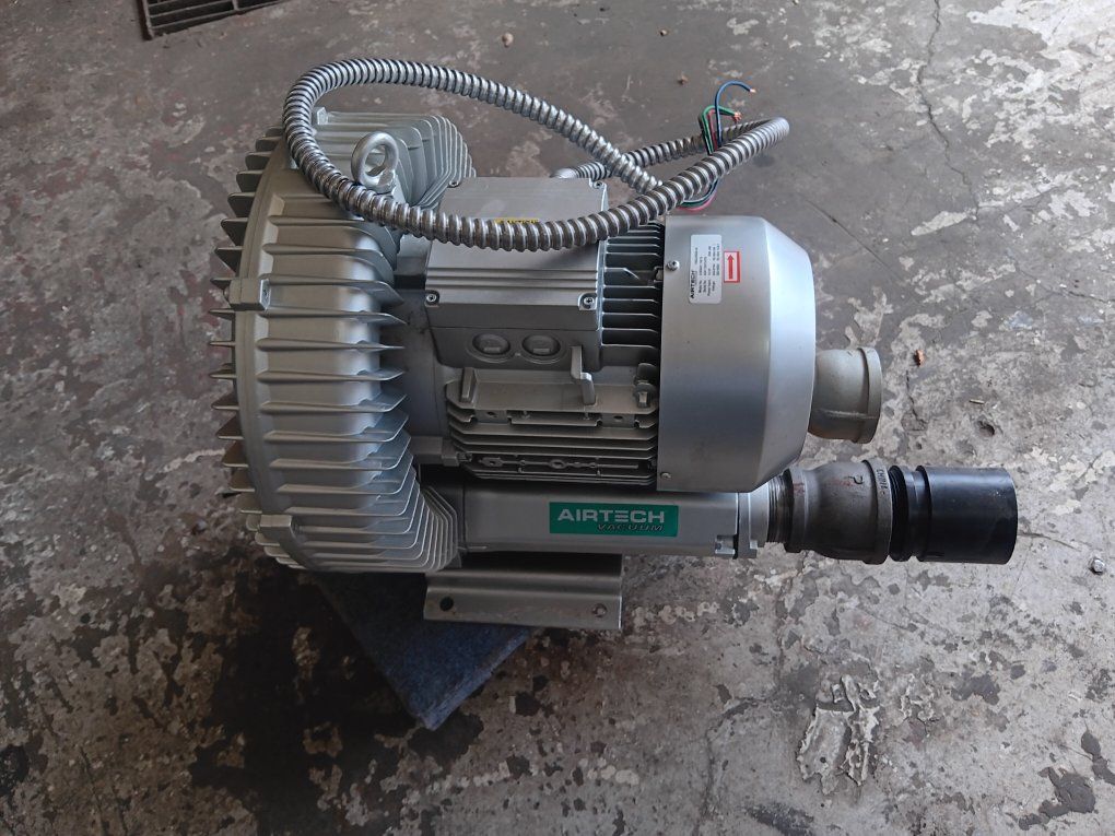 Airtech blower vacuum regenerative 10 hp like new!!