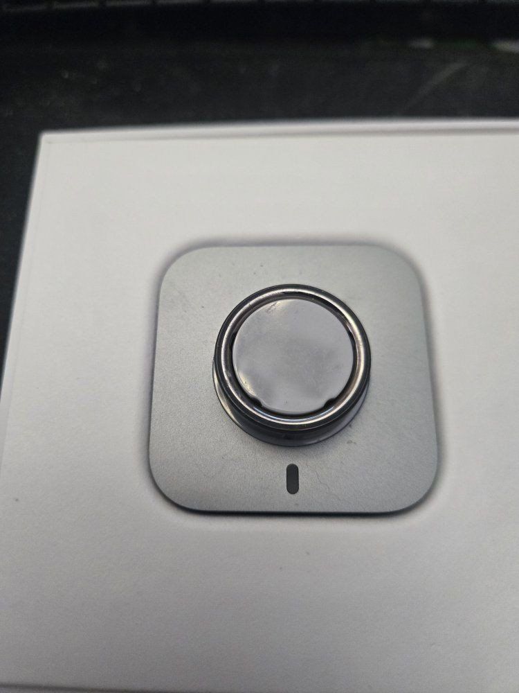 Oura Ring 4 Stealth Size 11 Smart Fitness Tracking Ring