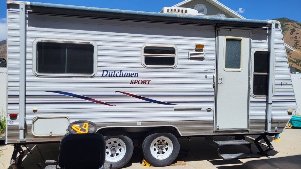 Travel Trailer Bumper Pull - Well-Maintained, Full Kitchen & Bath