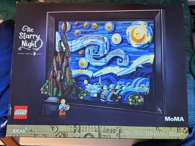 Lego Mona Lisa/ Starry Night.