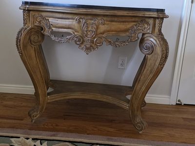 Entryway table