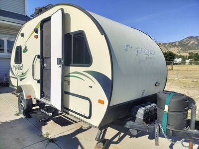 2014 Forest River/ R-Pod