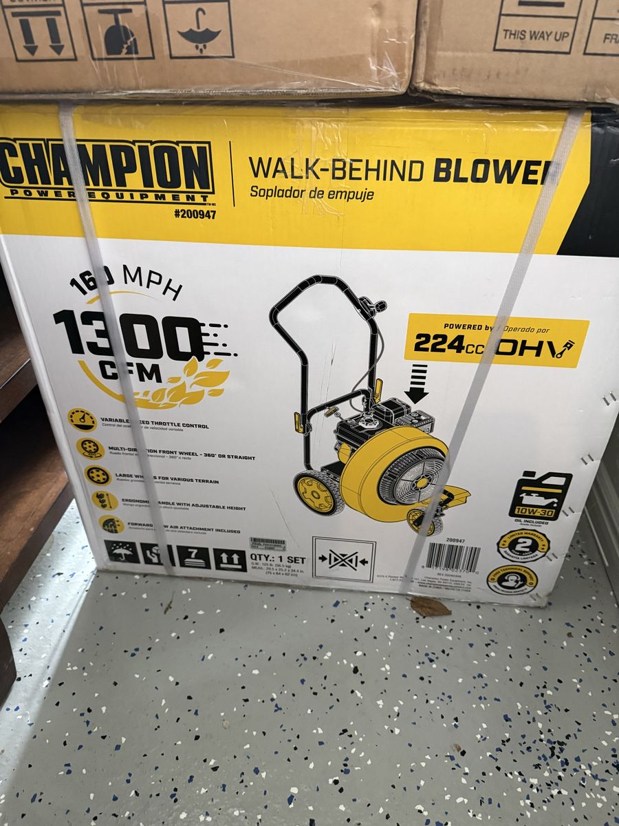 Champion 200947 224cc 160 MPH 1300 CFM Walk-Behind Leaf Blower with Variable Throttle Control