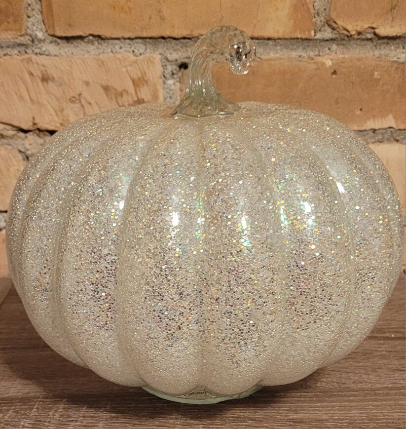 Glittery glass pumpkin