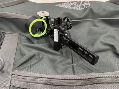 Black Gold 3 Pin Adjustable Bow Sight