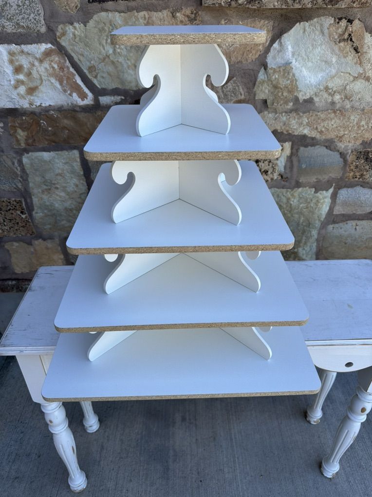 Like New The Cupcake Tower 5-Tier Display Stand