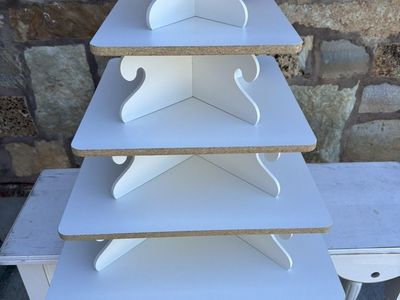 Like New The Cupcake Tower 5-Tier Display Stand