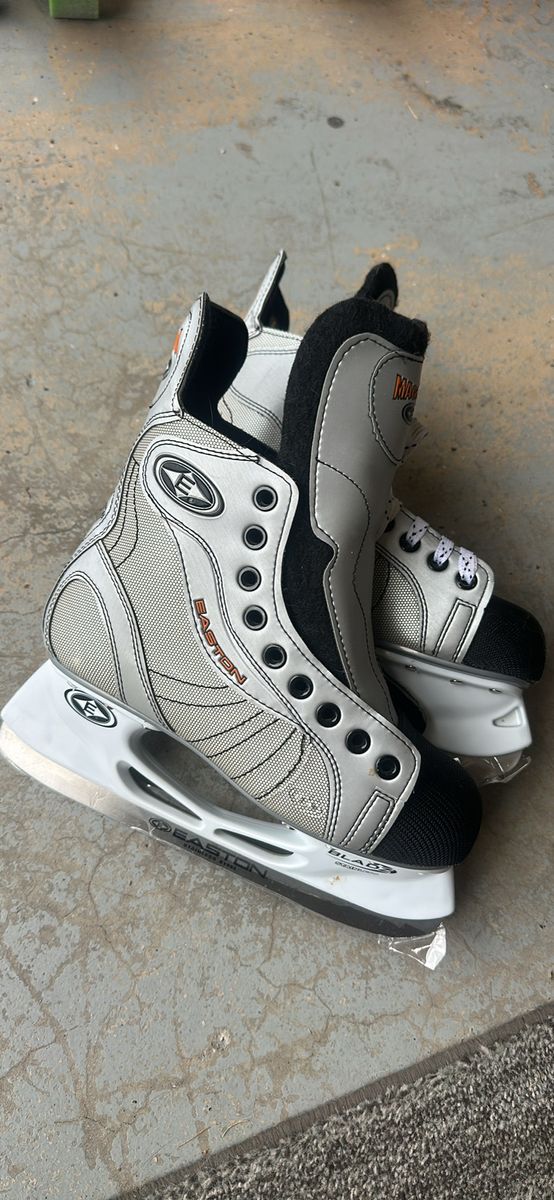 Easton Magnum Ice Skates Silver & Black Stainless Steel Blades