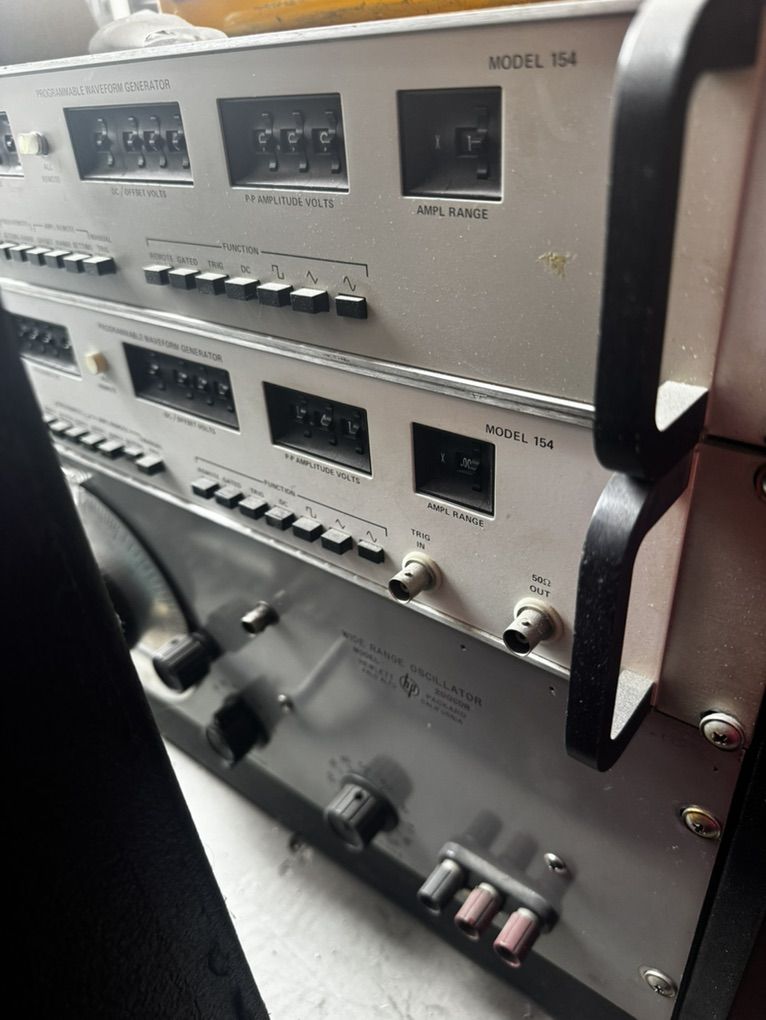 Main image 3