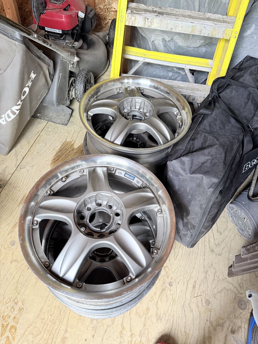 These are great rims size 17