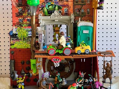 TMNT Sewer Lair Playset w/ 11 Figures, Vehicles & Accessories