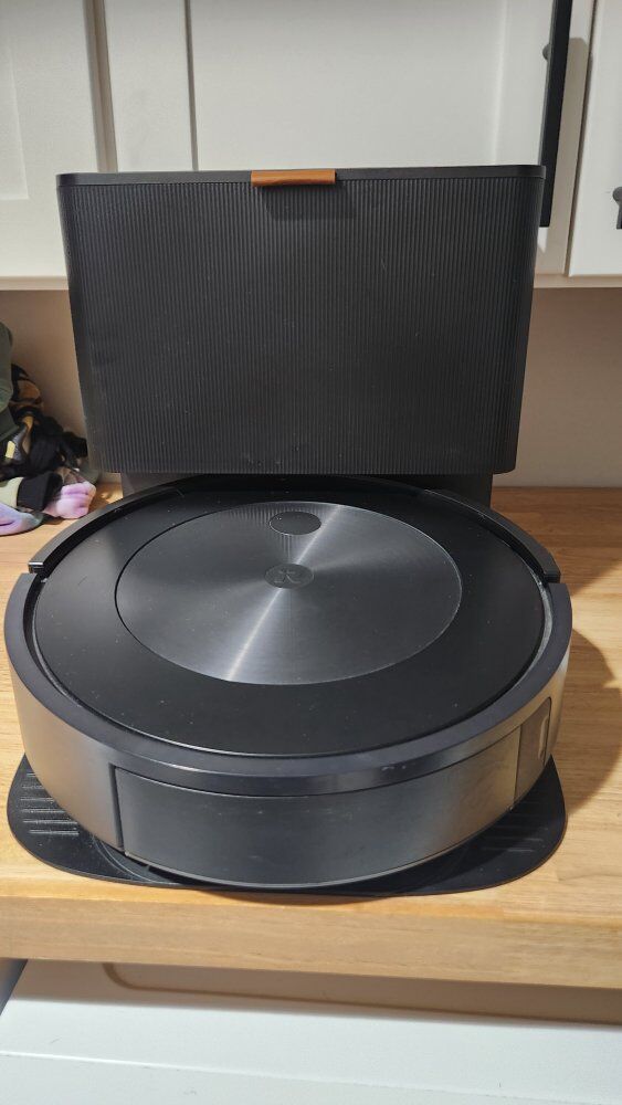 iRobot J8 Plus