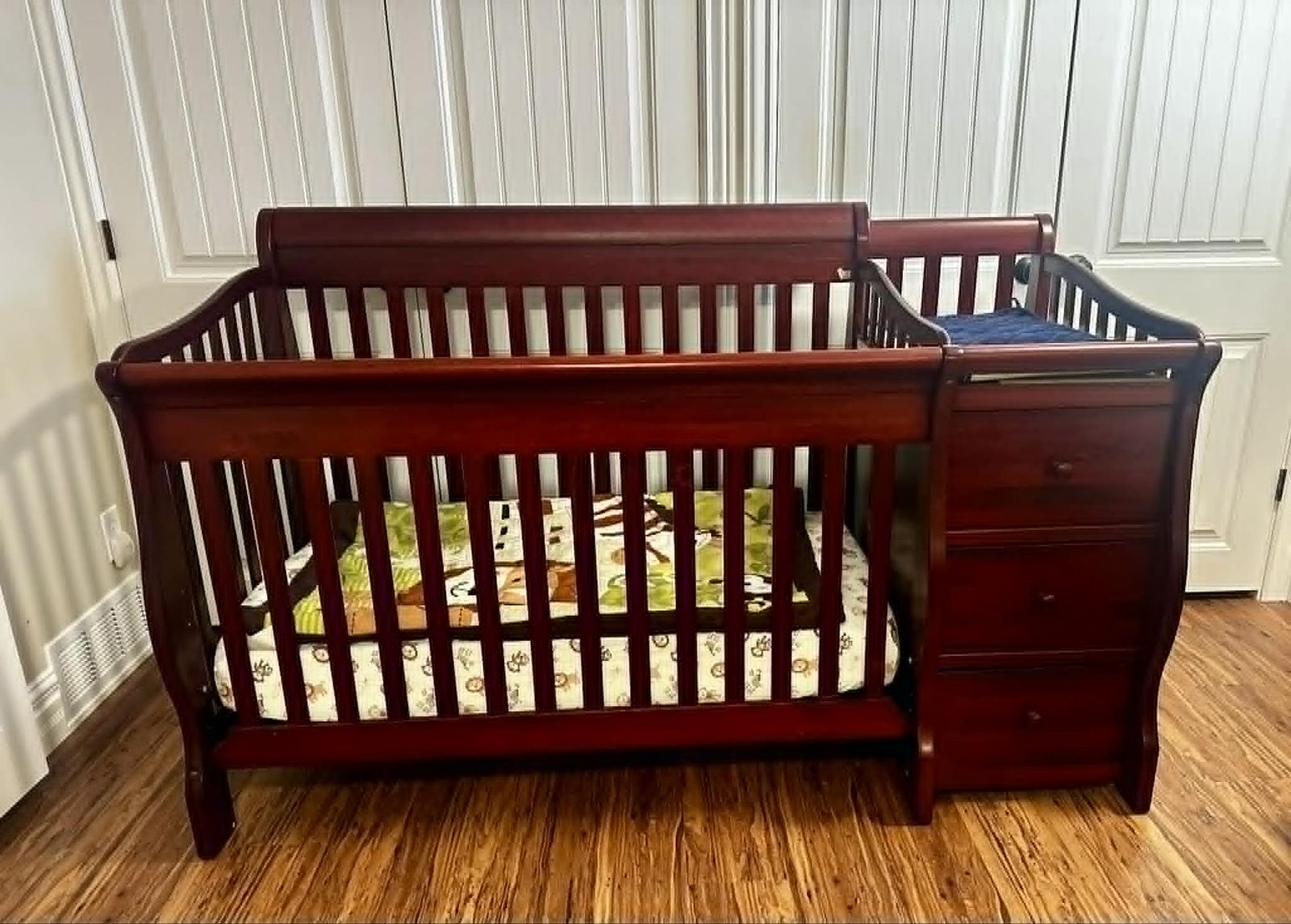 4 in 1 Crib to Toddler Bed with Storage