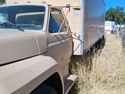 1981 ford box truck