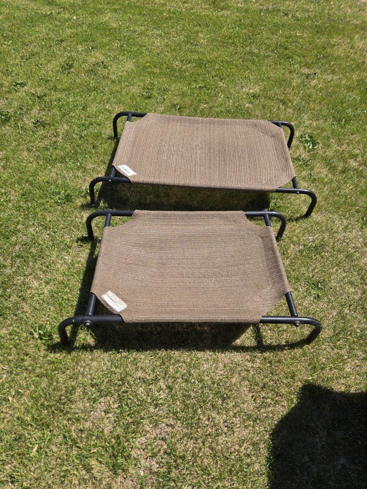 COOLAROO DOG BEDS