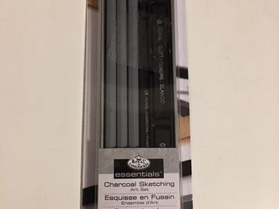 Royal & Langnickel Essentials - 8pc Charcoal Sketching Pencil Set with Tin