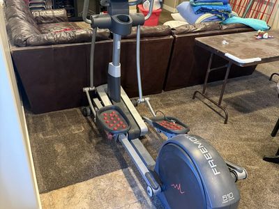 Free Motion Elliptical