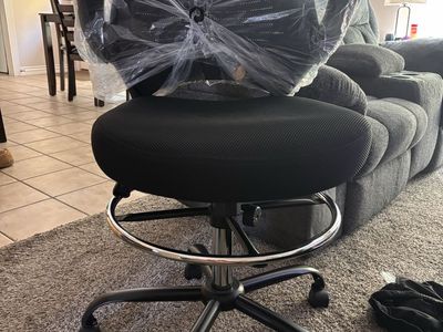 Brand new hylone office/drafting chair, fully adjustable, beautiful condition