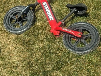 Strider Sport 12" Balance Bike Red - Lightweight Kids' Training Bicycle