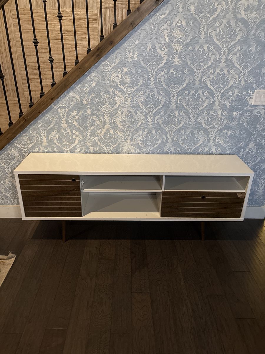 Modern White & Brown Media Console with Slatted Doors - Sleek TV Stand/Storage Unit