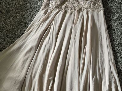 Women’s formal beaded long dress size 22W